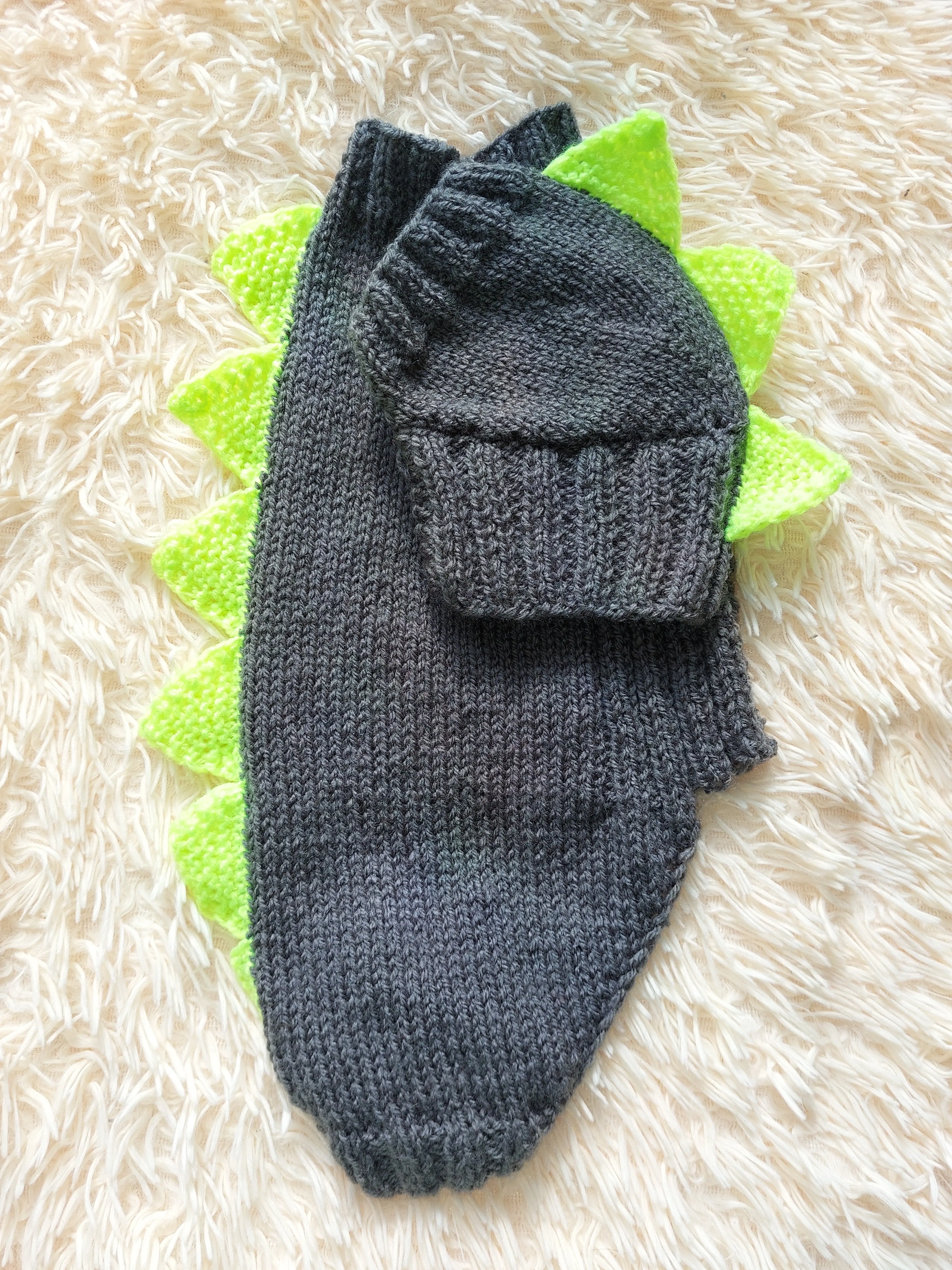 Dinosaur Dragon Costume Sweater and Hat Zoo Animal Clothes