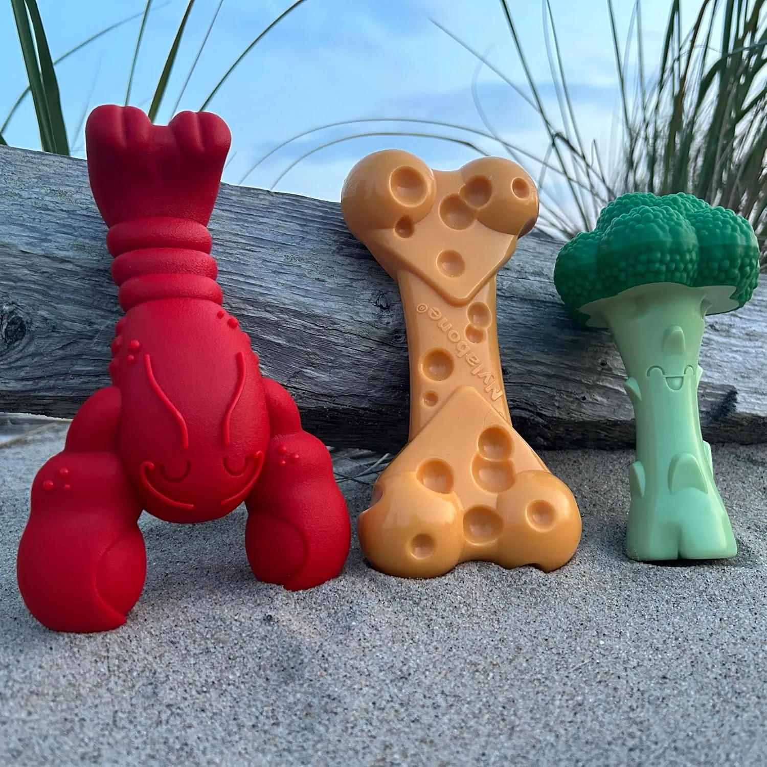 Nylabone Power Chew Toy Bundle, Cute Dog Toys for Aggressive Chewers, Filet Mignon, Cheese, and Bacon Flavors, Large Dogs - Up to 50 lbs, 3 Pack